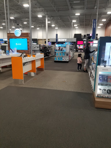 Electronics Store «Best Buy», reviews and photos, 15 U.S. 9, Manalapan Township, NJ 07726, USA