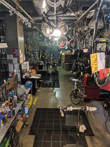 Bicycle Store «Velo Bike Shop», reviews and photos, 2151 6th Ave, Seattle, WA 98121, USA