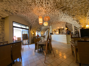 Photo n°76 de Restaurant L'Esparat à Vogüé ()