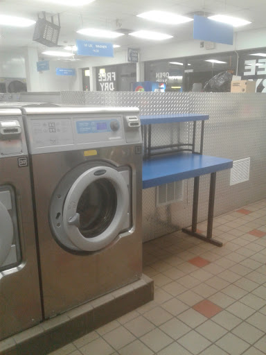 Laundromat «Philly Coin-Op Laundry», reviews and photos, 4201 N 15th St, Philadelphia, PA 19140, USA