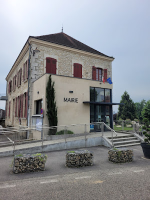 Mairie à Saint-Victor-de-Morestel