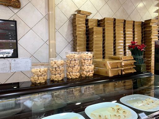 مطعم وحلويات المباركة 