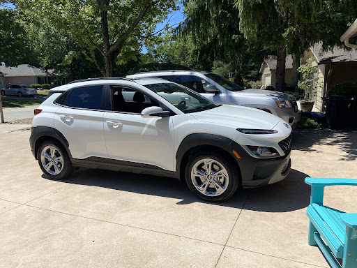 Hyundai Dealer «Crestmont Hyundai», reviews and photos, 2961 Center Rd, Brunswick, OH 44212, USA