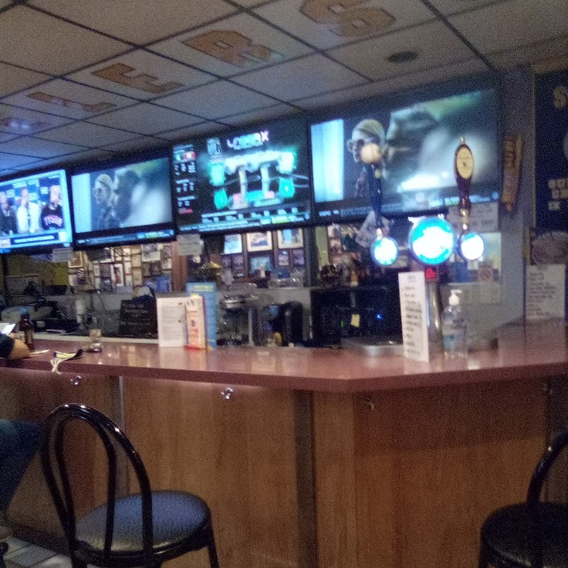 Chadwicks Sports Bar & Grill