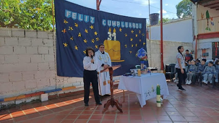 COLEGIO GENIOS DEL SIGLO XXI