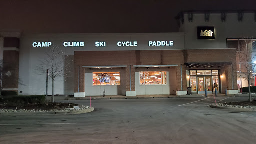 Camping Store «REI», reviews and photos, 766 E Big Beaver Rd, Troy, MI 48083, USA