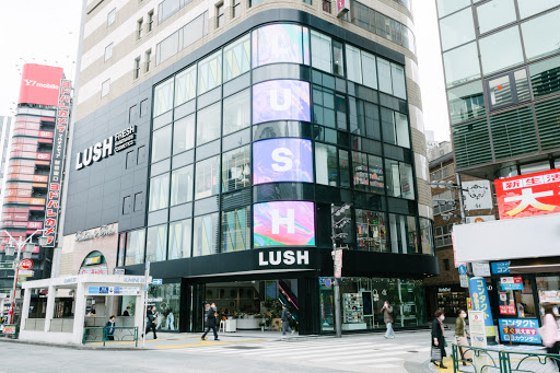 LUSH 新宿店