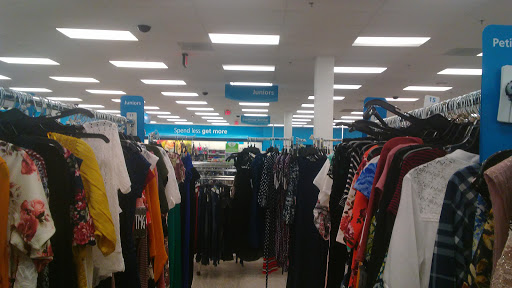 Clothing Store «Ross Dress for Less», reviews and photos, 1237 E Golf Rd, Schaumburg, IL 60173, USA