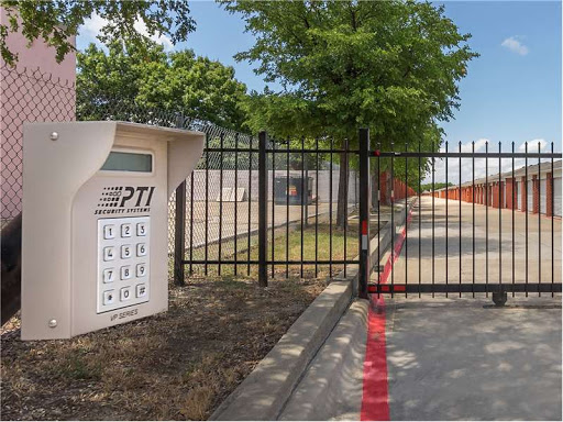 Storage Facility «Extra Space Storage», reviews and photos, 2809 Belt Line Rd, Garland, TX 75044, USA