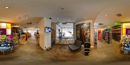 Pet Supply Store «Dog Bar», reviews and photos, 1684 Jefferson Ave, Miami Beach, FL 33139, USA