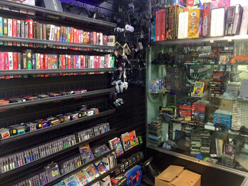 Video Game Store «Video Game Wizards - Molalla OR», reviews and photos, 125 E Main St, Molalla, OR 97038, USA