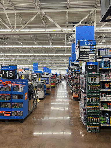 Department Store «Walmart Supercenter», reviews and photos, 9205 Gibsonton Dr, Gibsonton, FL 33534, USA