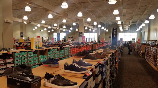Shoe Store «Off Broadway Shoe Warehouse», reviews and photos, 8510 Northfield Blvd #1810, Denver, CO 80238, USA