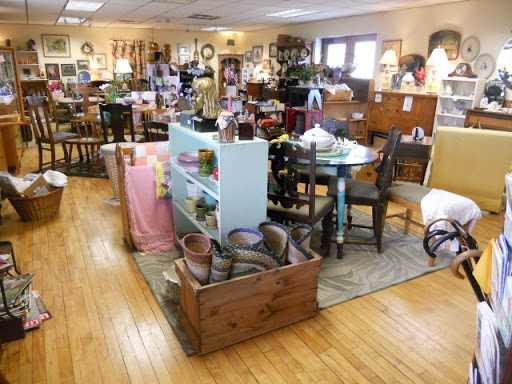 Antique Store «Antiques & Rusty Relics», reviews and photos, 3570 Fancher Rd, Holley, NY 14470, USA