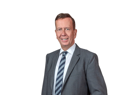 Martin Axmann, Selbstständiger Finanzberater für die Deutsche Bank