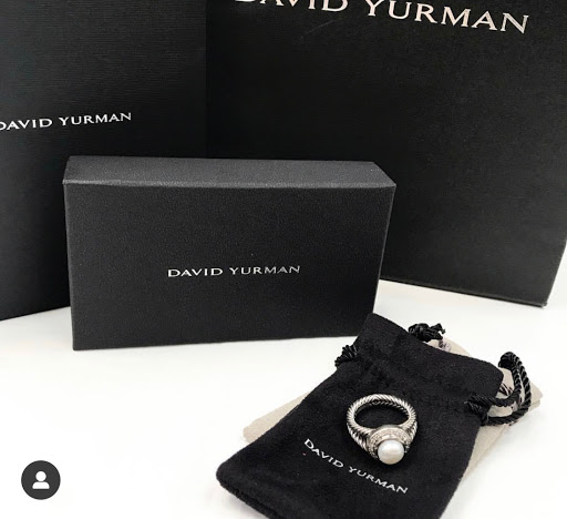 Used Clothing Store «Clothes Mentor Arlington Heights», reviews and photos, 862 W Dundee Rd, Arlington Heights, IL 60004, USA