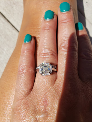 Jewelry Buyer «Sheldon Jewelers», reviews and photos, 371 Worcester Rd, Framingham, MA 01701, USA