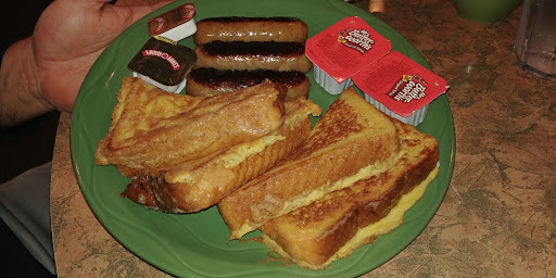 Restaurant «James Street Inn Restaurant & Catering», reviews and photos, 255 James St, Holland, MI 49424, USA