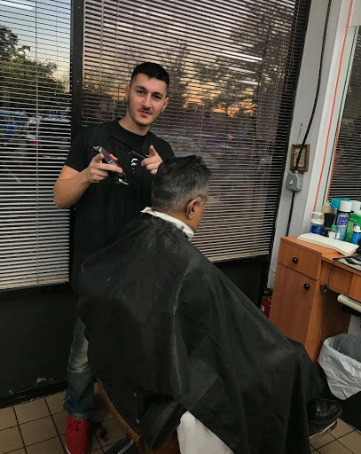 Barber Shop «Pats/Pergament Barber Shop», reviews and photos, 17 Emerson Ave, Levittown, NY 11756, USA