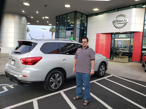 Nissan Dealer «Henderson Nissan», reviews and photos, 295 Auto Mall Dr, Henderson, NV 89014, USA