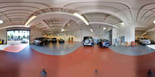 Land Rover Dealer «Jaguar Land Rover Newport Beach», reviews and photos, 1540 Jamboree Rd, Newport Beach, CA 92660, USA
