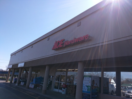 Ace Hardware of West Belleville, 6938 W Main St, Belleville, IL 62223, USA, 