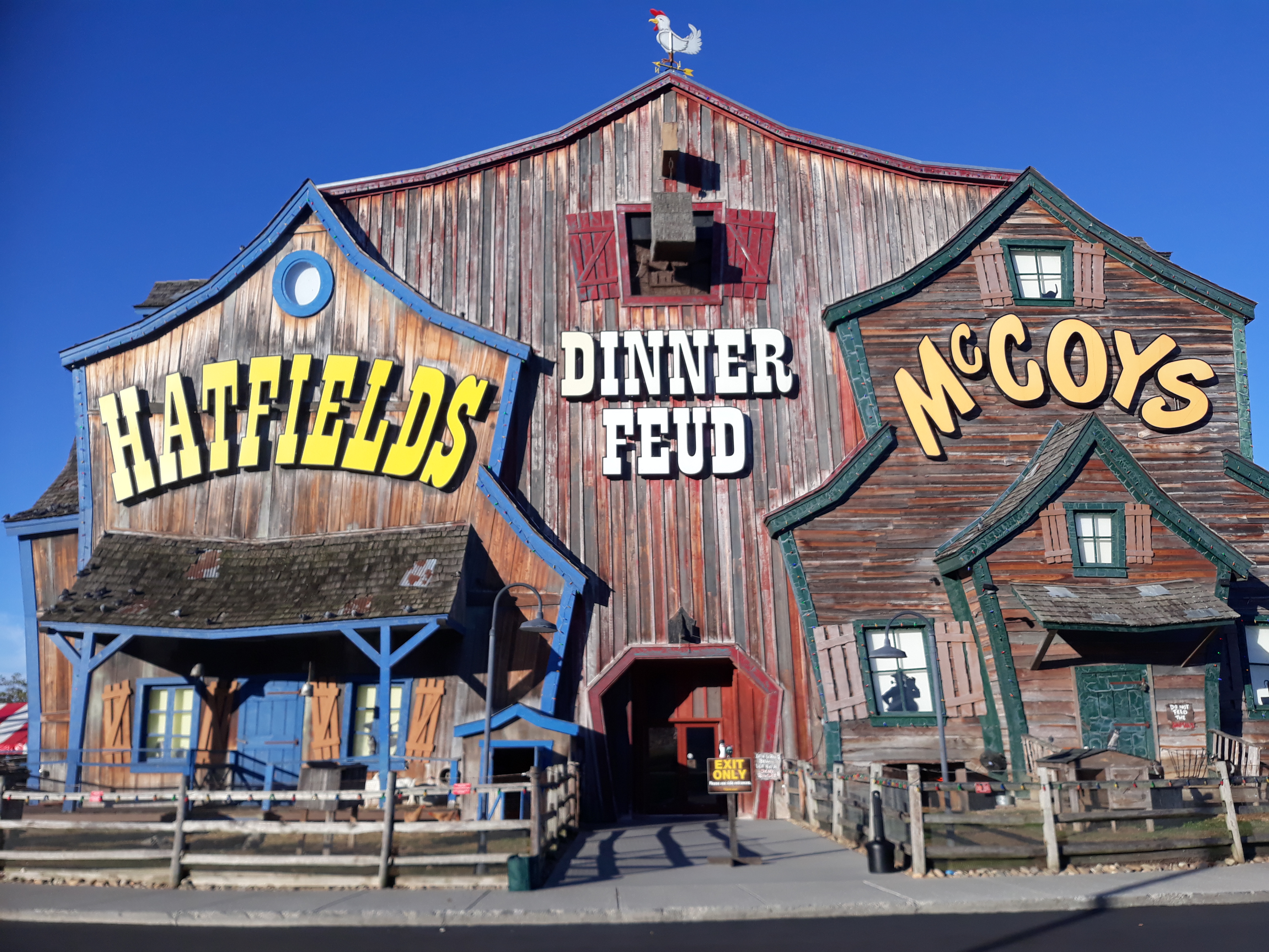 Picture of a place: Hatfield &amp; McCoy Dinner Show