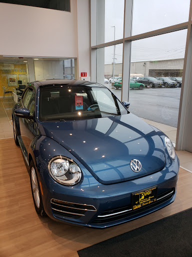 Volkswagen Dealer «Pugi Volkswagen», reviews and photos, 2020 Ogden Ave, Downers Grove, IL 60515, USA