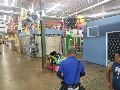 Shopping Mall «Bazaar El Royal Shopping Mall», reviews and photos, 2534 Royal Ln, Dallas, TX 75229, USA