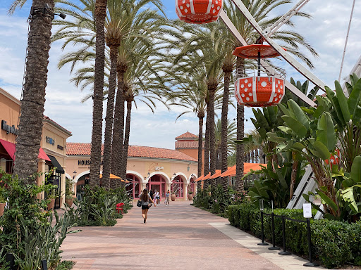 Tourist Attraction «Irvine Spectrum Ferris Wheel», reviews and photos, 101 Spectrum Center Dr, Irvine, CA 92618, USA