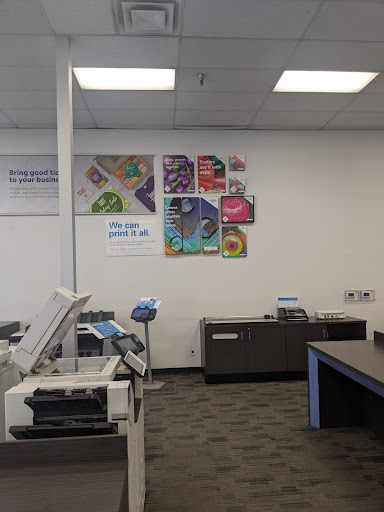 Print Shop «FedEx Office Print & Ship Center», reviews and photos, 1440 S E St b, San Bernardino, CA 92408, USA