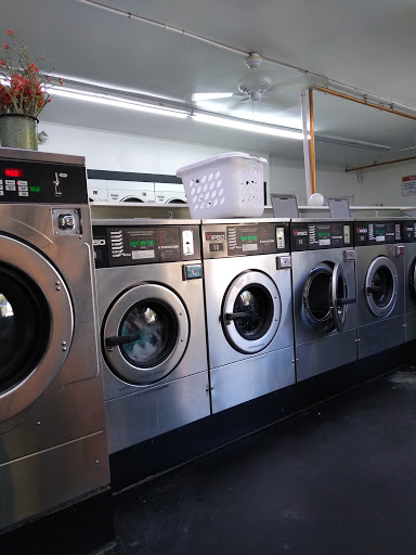 Laundromat «Myrtle Beach Coin Laundry», reviews and photos, 612 S Kings Hwy, Myrtle Beach, SC 29577, USA