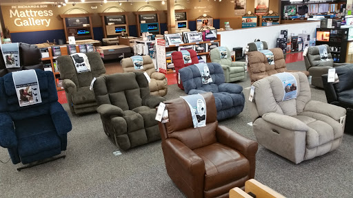 Appliance Store «P.C. Richard & Son», reviews and photos, 2095 Expy Drive N, Hauppauge, NY 11788, USA