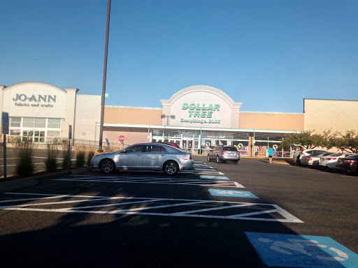 Dollar Store «Dollar Tree», reviews and photos, 136 Elm St, Enfield, CT 06082, USA