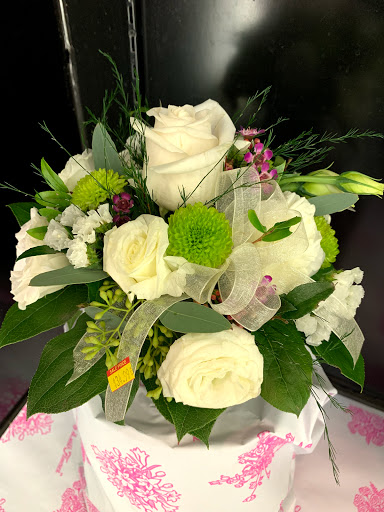Florist «Studio Arts Florist», reviews and photos, 106-14 71st Ave, Forest Hills, NY 11375, USA