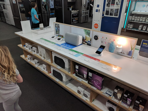 Electronics Store «Best Buy», reviews and photos, 12909 Shops Pkwy, Bee Cave, TX 78738, USA