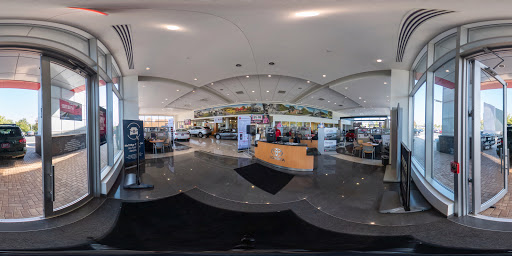 Toyota Dealer «AutoNation Toyota Leesburg», reviews and photos, 1 Cardinal Park Dr SE, Leesburg, VA 20175, USA