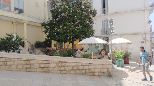 attractions Square J. Bouissou La Ciotat