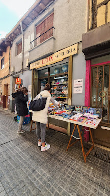 Librería Papelería León Calle Pedrote, 4, 09400 Aranda de Duero, Burgos, España