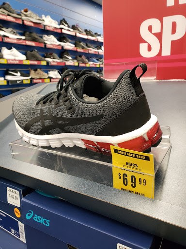 Sporting Goods Store «Big 5 Sporting Goods», reviews and photos, 10027 W Remington Ave #100, Littleton, CO 80127, USA