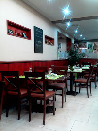 Atmosphère du Restaurant français La Table de Sophie à Ferrières-en-Bray - n°9