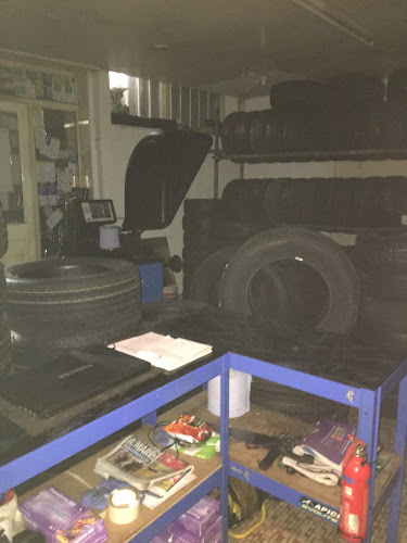 Reviews of Little Tyre Centre-LTC Byker in Newcastle upon Tyne - Tire shop