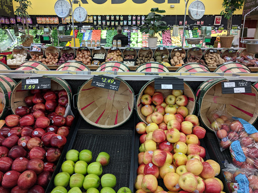 Grocery Store «Super Max Discount Foods», reviews and photos, 7925 San Miguel Canyon Rd, Salinas, CA 93907, USA