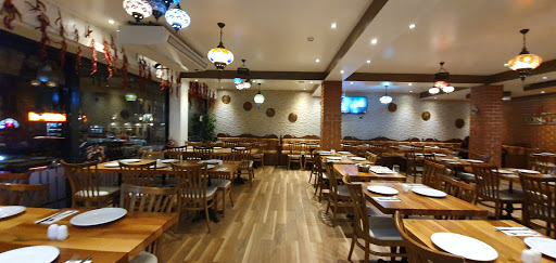 Restaurants open monday Leicester