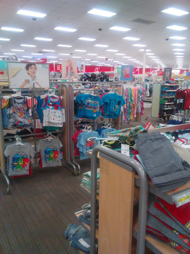 Department Store «Target», reviews and photos, 18000 Vernier Rd, Harper Woods, MI 48225, USA