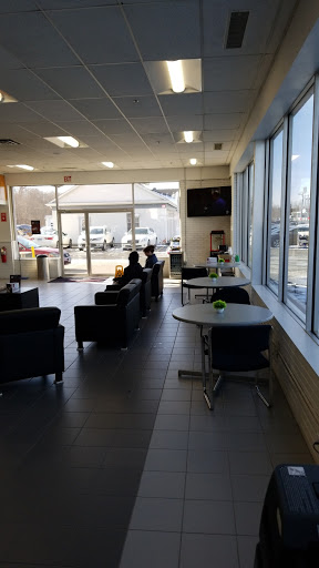 Nissan Dealer «DeCormier Nissan», reviews and photos, 30 Tolland Turnpike, Manchester, CT 06040, USA