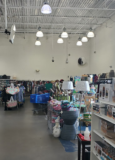 Thrift Store «Goodwill Brandon Superstore», reviews and photos, 1106 E Brandon Blvd, Brandon, FL 33511, USA