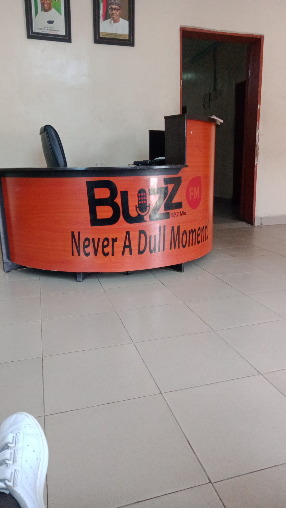 Buzz FM 89.7MHz Radio Station Aba