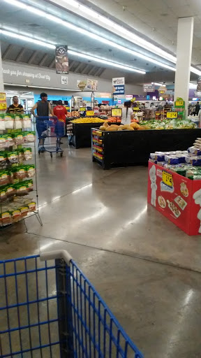 Supermarket «Food City», reviews and photos, 1940 W Indian School Rd, Phoenix, AZ 85015, USA