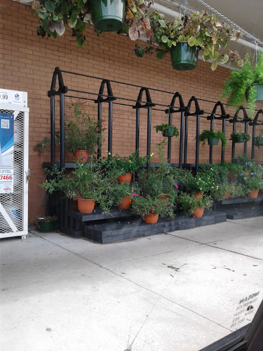 Grocery Store «Kroger», reviews and photos, 630 Thornton Rd, Lithia Springs, GA 30122, USA